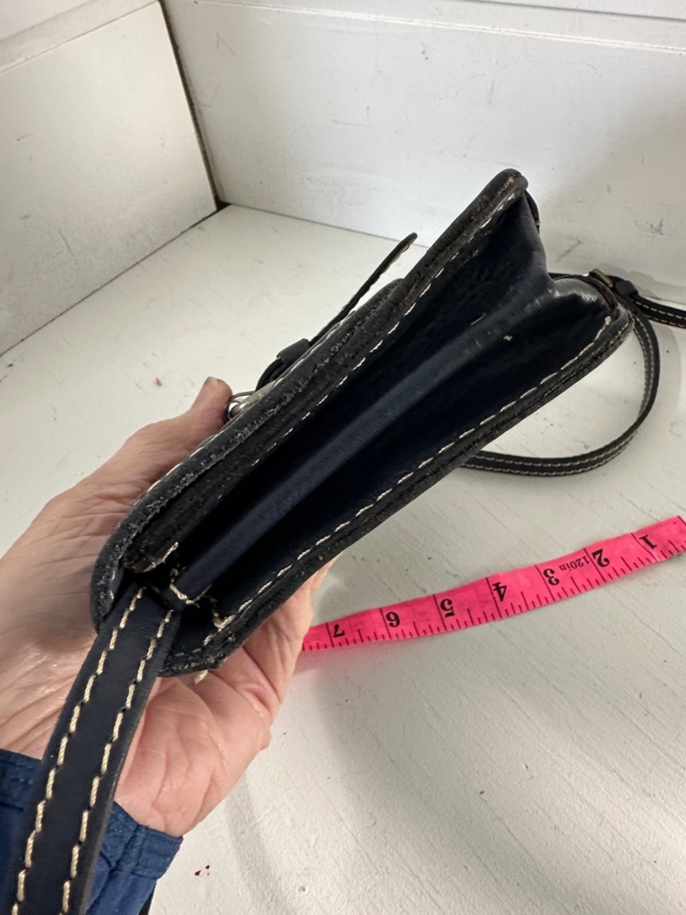 Patricia Nash navy leather crossbody clutch - Picture 7 of 7